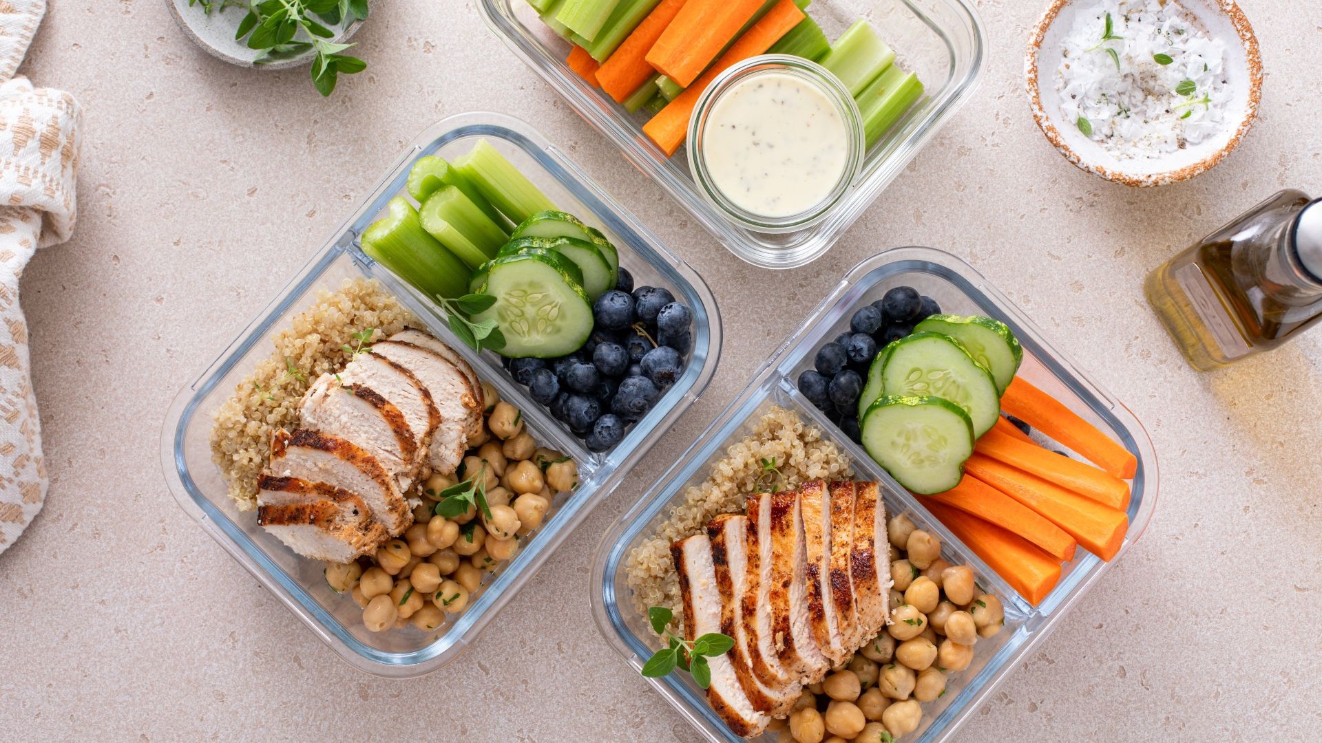 Gesunde Lebensmittel in MealPrep Behälter